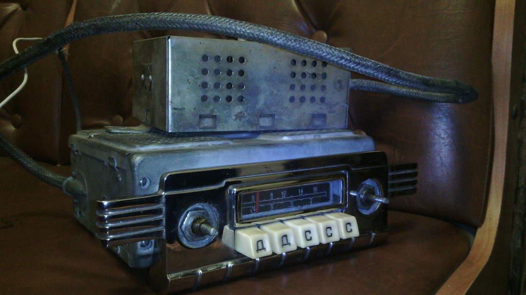 Продам Радио А-12 1960 г. выпуска в хорошем, рабочем состоянии Александрия