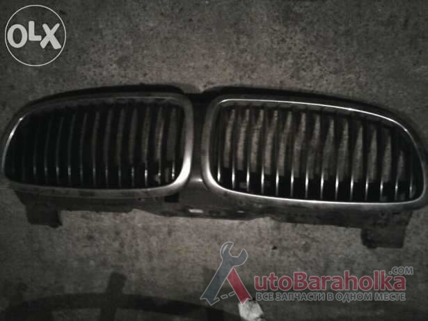 Продам Решетка радиатора на BMW 5, в отличном состоянии Киев