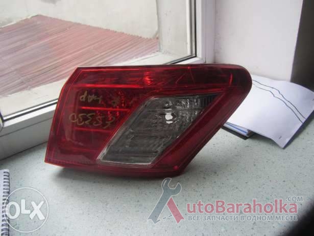 Продам фонарь наружный правый на Lexus ES 350, с трещинами Киев