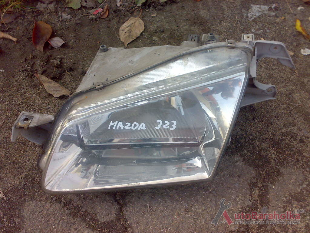Продам оригинальную левую фару на Mazda 323 Луцьк