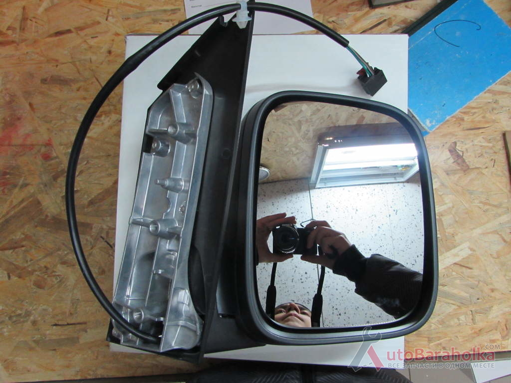 Продам зеркало эл. с подогревом правое VW Caddy - в наличии Ковель