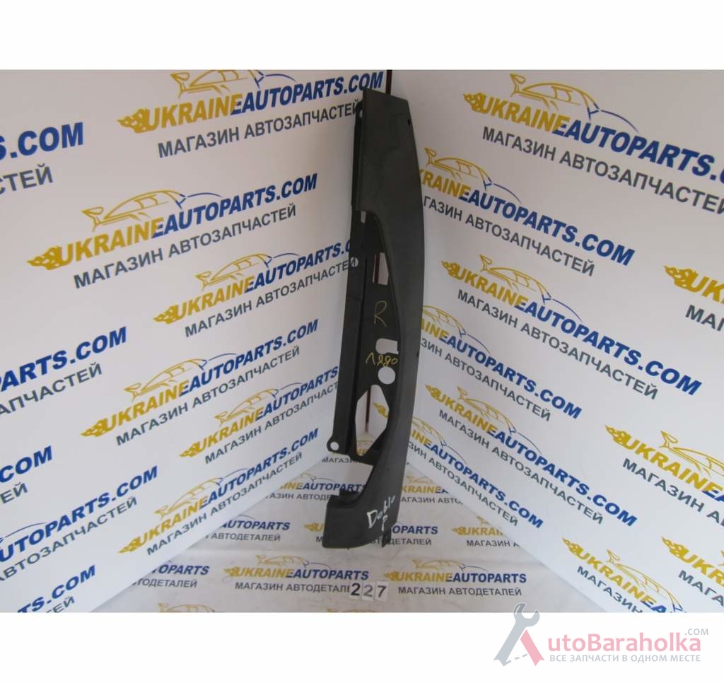 Продам Накладка пластиковая под фонарь ляда правая 2000-2015 Fiat Doblo (Фиат Добло) Ковель