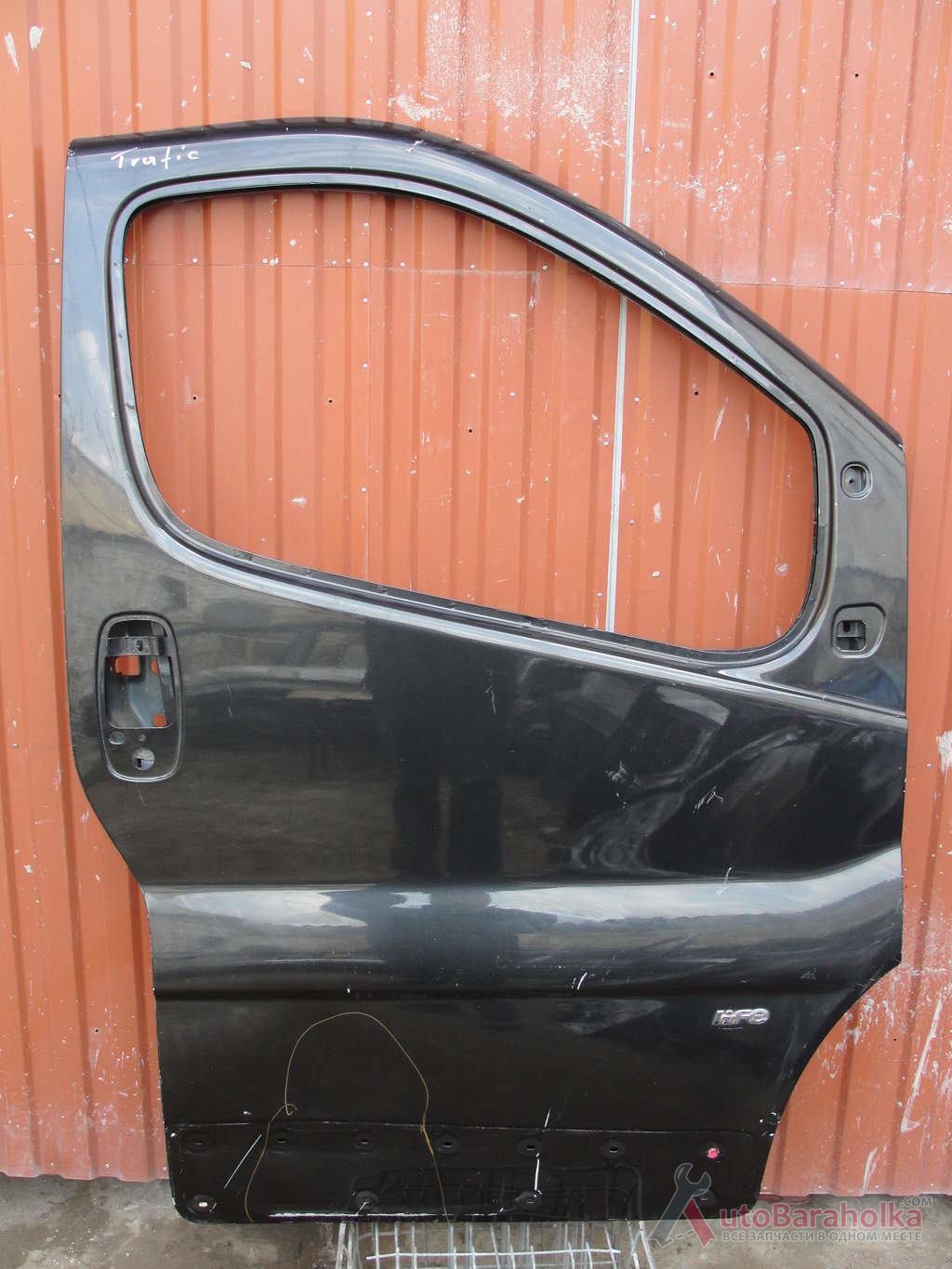 Продам Дверка Opel Vivaro Renault Trafic б. у оригінал в наявності львів