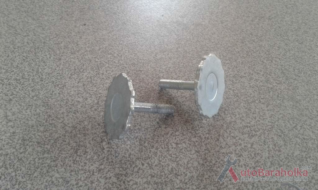 Продам Винты - барашки крепления боковых бардачков Ява 634 - 638 родные, покрыты цинком Мелитополь