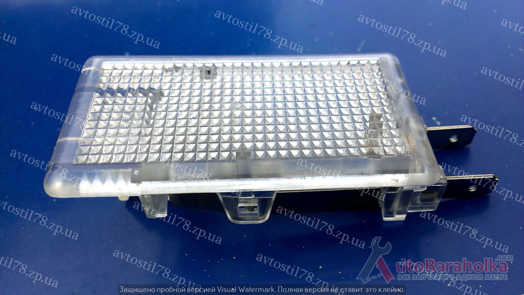 Плафон подсветки перчаточного ящика Опель GM 90306633 Продам Плафон подсветки перчаточного ящика Опель GM 90306633 Запорожье