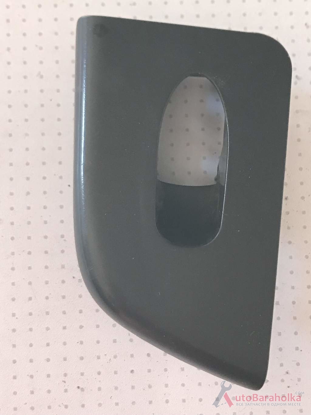 Продам Бу корпус кнопки стеклоподъемника Chery Jaggi S21-3746050, задней левой кировоград