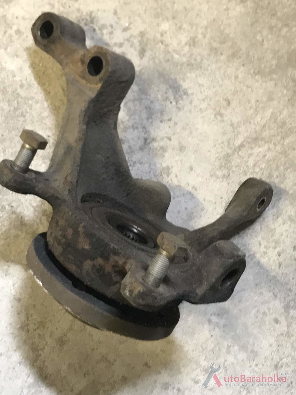 Бу поворотный кулак правый Renault Laguna 1, без ABS, 7700423103, 23 шлица Продам Бу поворотный кулак правый Renault Laguna 1, без ABS, 7700423103, 23 шлица кировоград