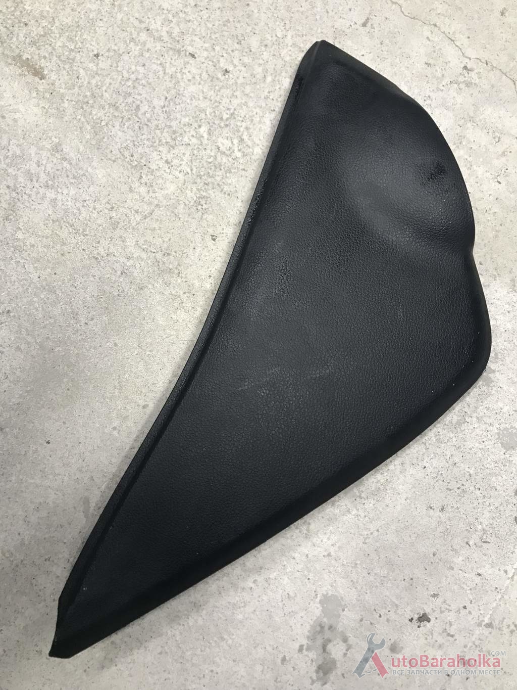 Продам Бу накладка торпедо левая Kia Rio 3, 84715-4Y100 кировоград