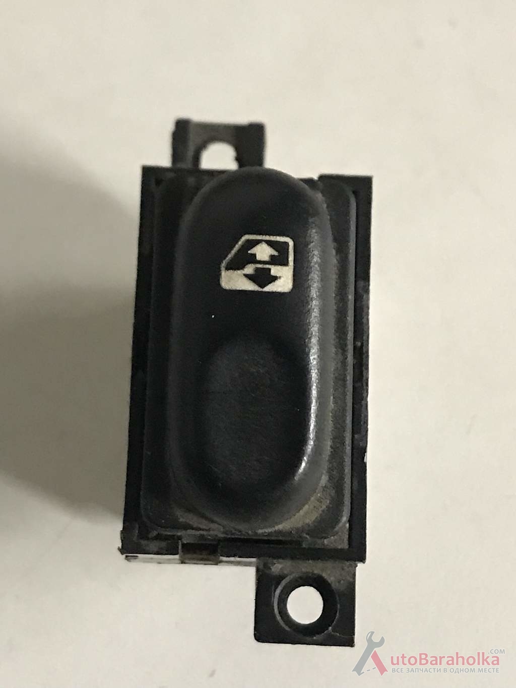 Продам Бу кнопка стеклоподъемника 5pin Renault Laguna 1, 7700822679, белая фишка кировоград