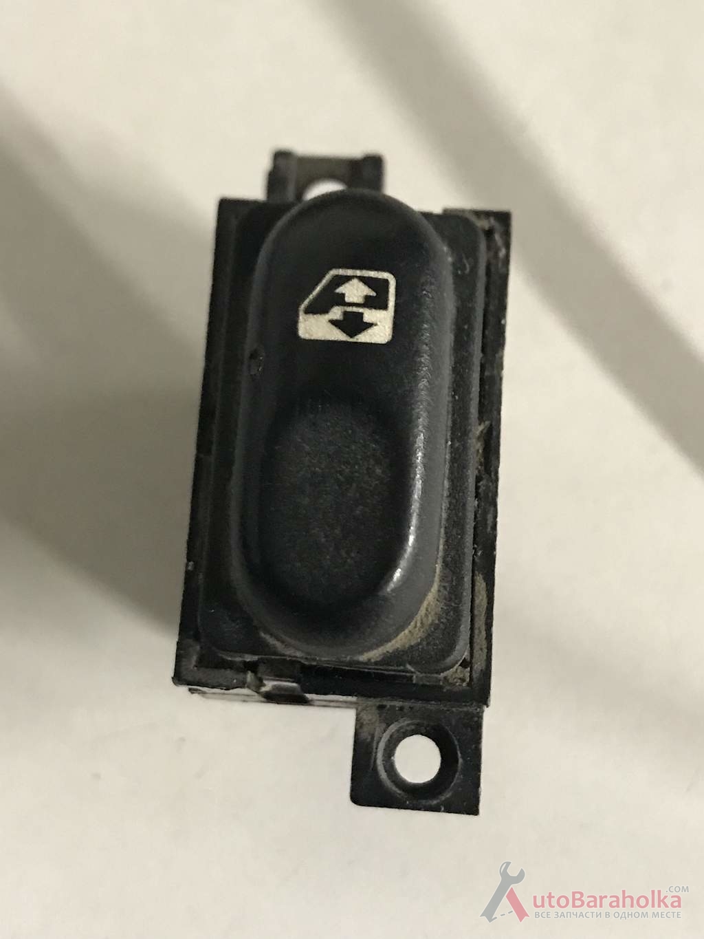 Продам Бу кнопка стеклоподъемника 6pin Renault Laguna 1, 7700822678 кировоград
